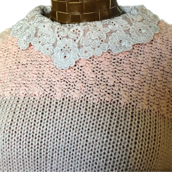 Vintage Pink Knit Lace Collar Sweater - Picture 4 of 17
